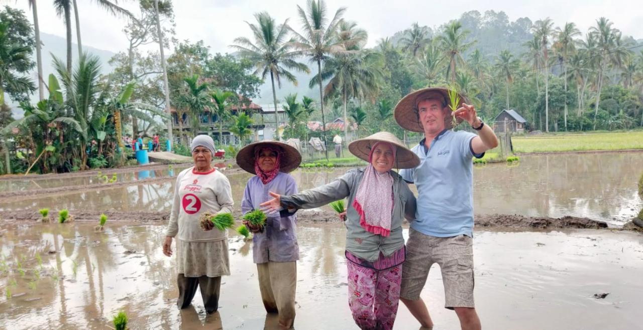 Rumah Gadang Simarasok Villa Baso Buitenkant foto